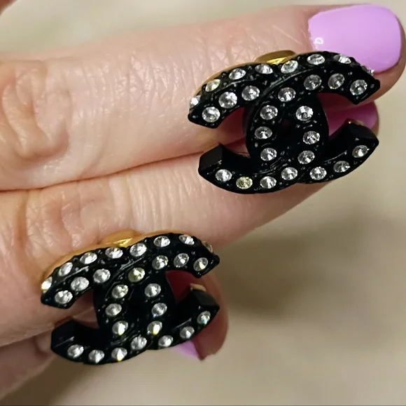 Chanel Vintage Crystal Strass Interlocking CC Clip-on Earrings